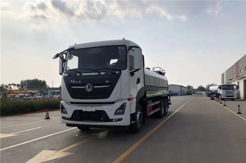 東風(fēng)天龍后八輪20噸噴霧車，國(guó)六綠化噴灑車